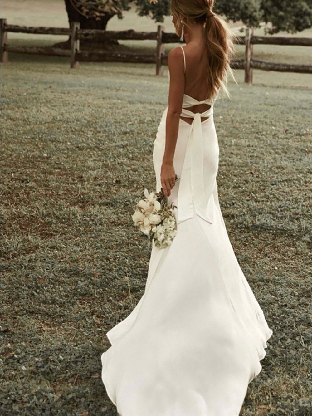 Elegant White Backless Spaghetti Strap Dress